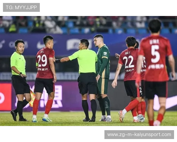 联赛末轮生死局：降级队为保级奋战到最后一分钟的激情与悲壮